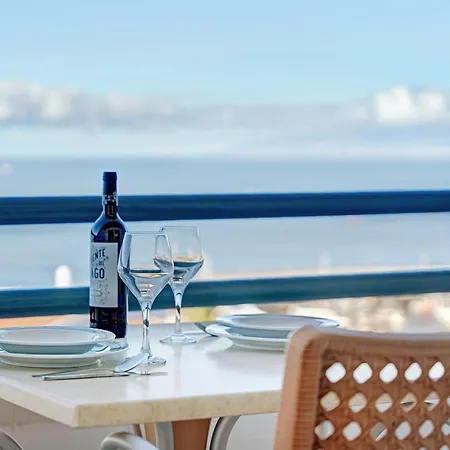 Over The Ocean 313 דירה