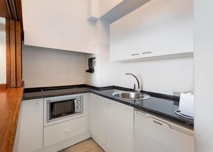 Over The Ocean 313 דירה