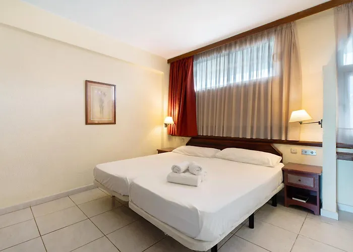 Over The Ocean 313 דירה