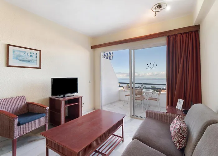 Over The Ocean 313 אדחה