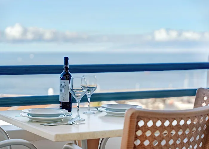 Over The Ocean 313 דירה