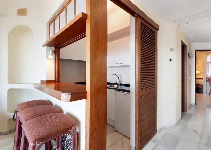 Over The Ocean 313 דירה